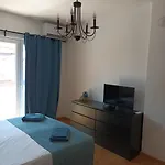 Ora Διαμέρισμα *