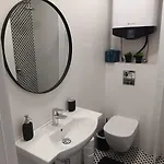 Ora *