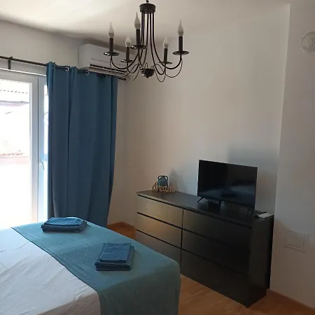 Ora Apartment *